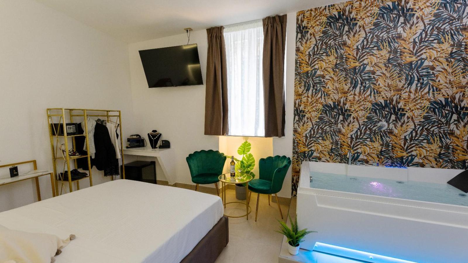 Mazzini Luxury Jacuzzy Suite Catania Ngoại thất bức ảnh