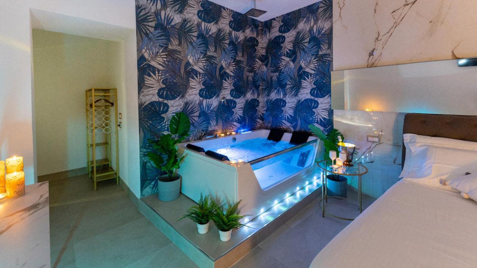 Mazzini Luxury Jacuzzy Suite Catania Ngoại thất bức ảnh