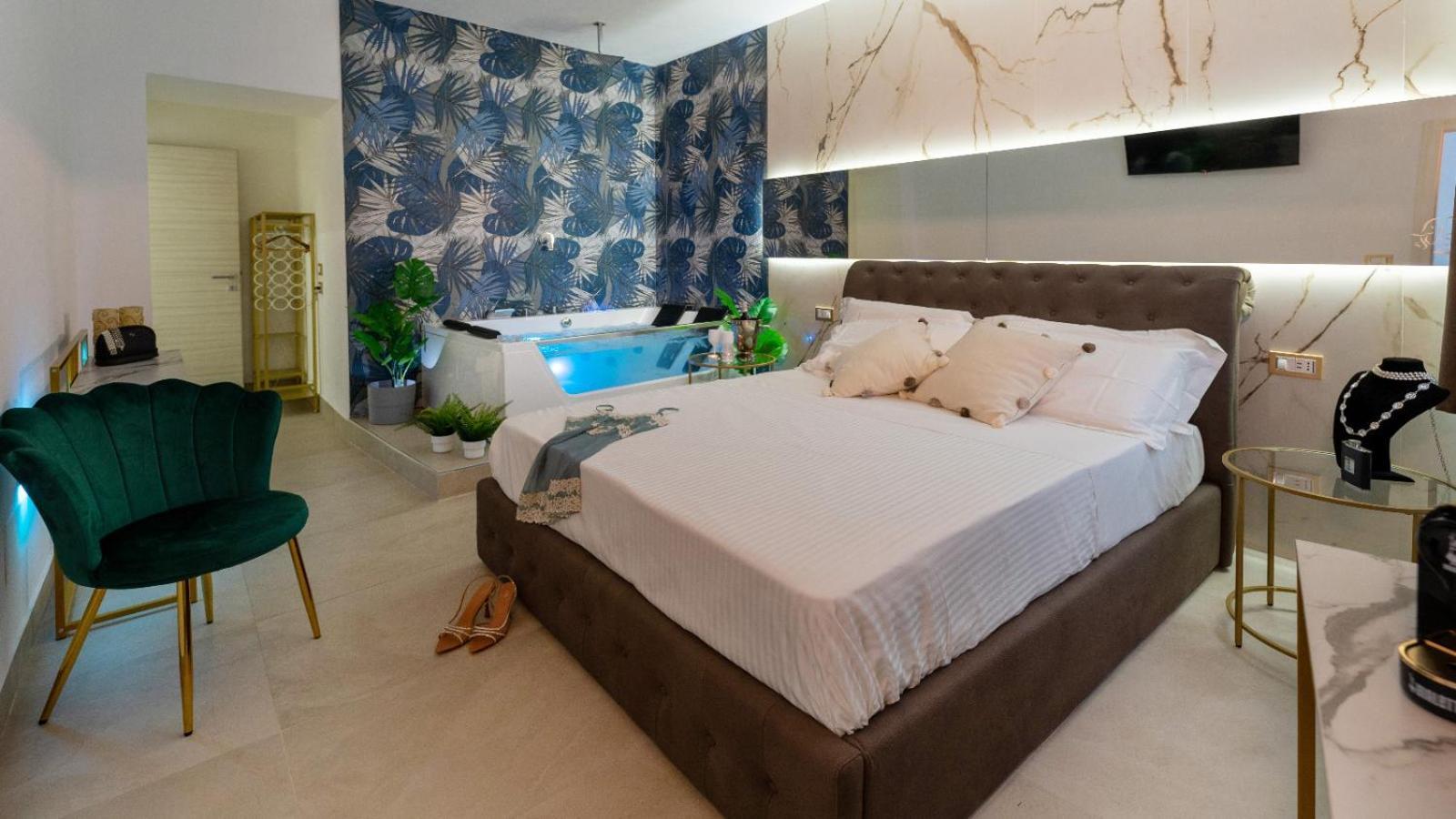 Mazzini Luxury Jacuzzy Suite Catania Ngoại thất bức ảnh