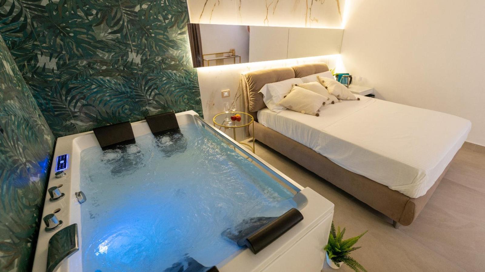 Mazzini Luxury Jacuzzy Suite Catania Ngoại thất bức ảnh