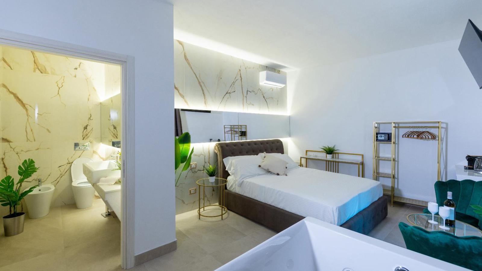 Mazzini Luxury Jacuzzy Suite Catania Ngoại thất bức ảnh